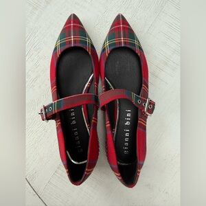 Gianni Bini red plaid flat with buckle size 8 1/2 M